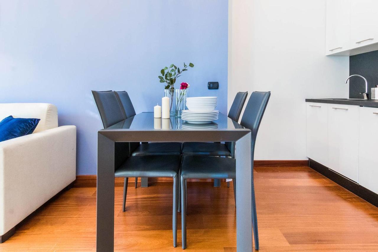 Hintown Duomo Via Baracchini Apartment Milan Bagian luar foto