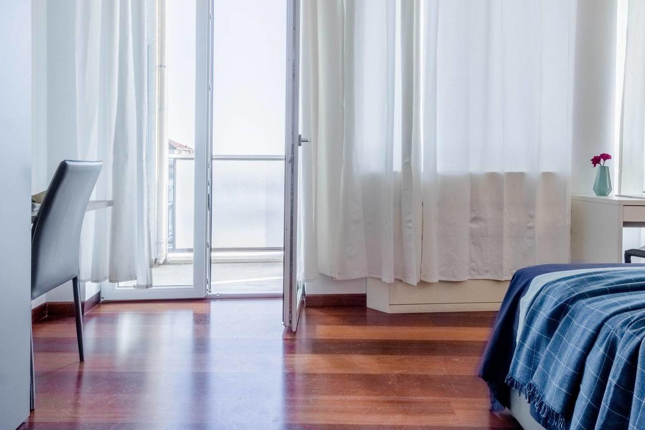 Hintown Duomo Via Baracchini Apartment Milan Bagian luar foto